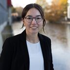Portrait Sandra Tokarski