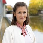 Portrait Mona Hernandez-Rascon