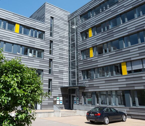 Die Chronik der HFH · Hamburger Fern-Hochschule