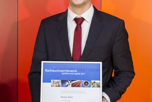 Thomas Nübel (Bolloré Logistics Germany GmbH, Hamburg) holte den zweiten Platz beim Nachwuchswettbewerb Spedition und Logistik 2017. (Foto: DSLV)