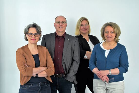 Gruppenfoto des Teams des HFH-Studienzentrums München