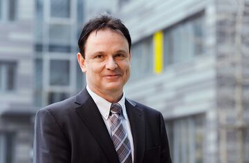 HFH-Präsident Prof. Dr. Peter François