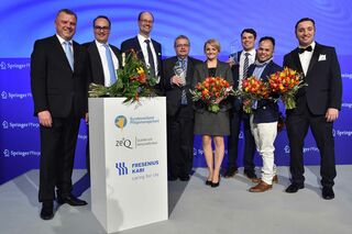 HFH-Student Cetinkaya wird mit dem Pflegemanagement-Award des Bundesverbandes Pflegemanagement ausgezeichnet