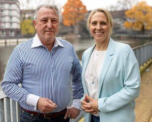 HFH-Kanzler Michael Scheithauer steht neben HFH-Präsidentin Prof. Dr. Cathleen Gaede-Illig