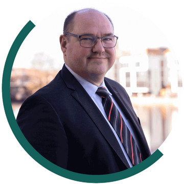 HFH-Präsident Lars Binckebanck auf einem Portraitfoto