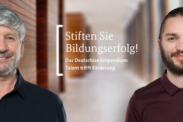 Porträts eines älteren und eines jüngeren Mannes mit dem Schriftzug "Stiften Sie Bildungserfolg!" in der Mitte. 