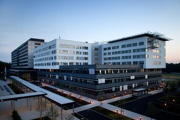 Klinikum Mettheim - Universitätsklinikum der Stadt Köln Außenaufnahme des Klinikums Mettheim - Universitätsklinikum der Stadt Köln